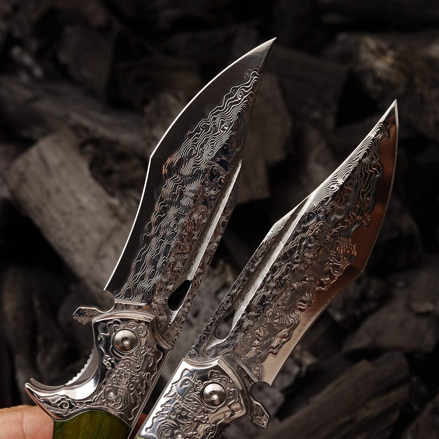 SPIRIT DEED 3.62 Inch Portable Folding Pocket Knife, Damascus Steel 67 Layers, Dyed Cow Bone Handle, Clip