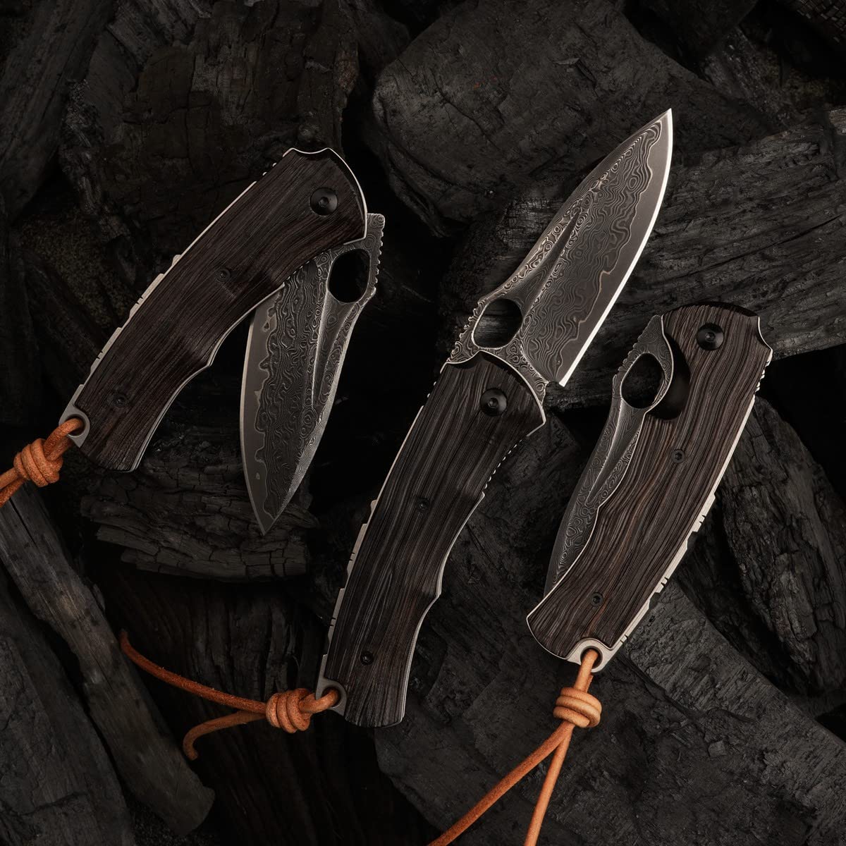 SPIRIT DEED 3in Handmade VG 10 Damascus Steel Knife Pocket Knife,  Ebony Handle, with Liner Lock,Leather Case