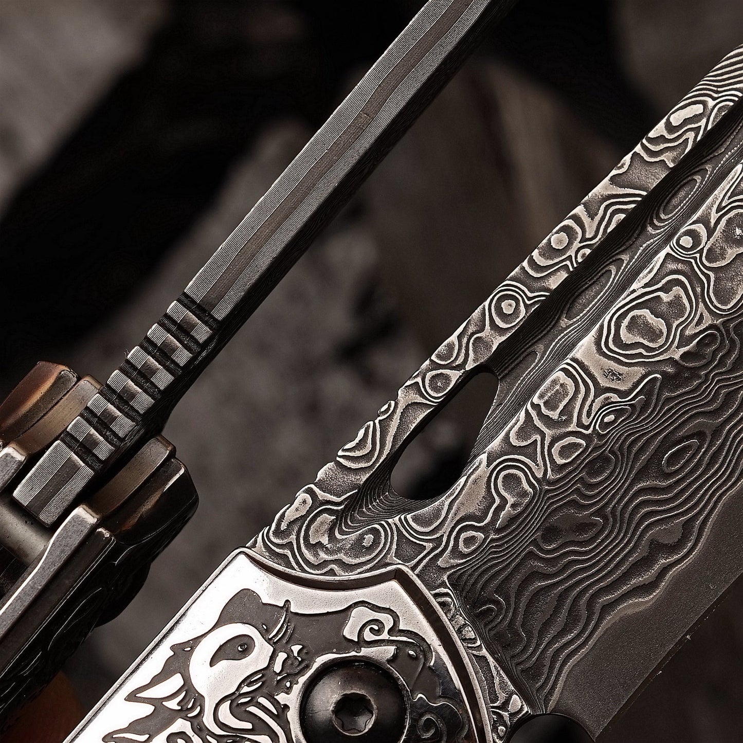 SPIRIT DEED 3.62 Inch Portable Folding Pocket Knife, Damascus Steel 67 Layers, Stable Handle, Clip