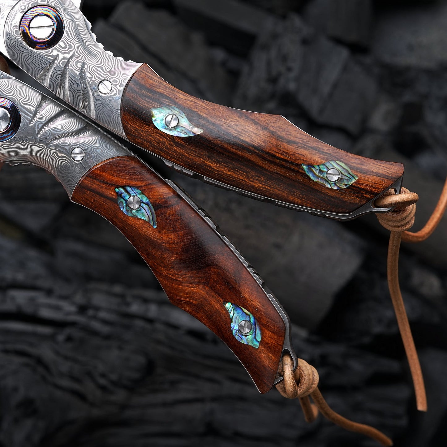 SPIRIT DEED 3.7 Inch Japanese Vg10 Core Damascus Steel Folding Knife,Desert Iron Wood Handle,Liner Lock