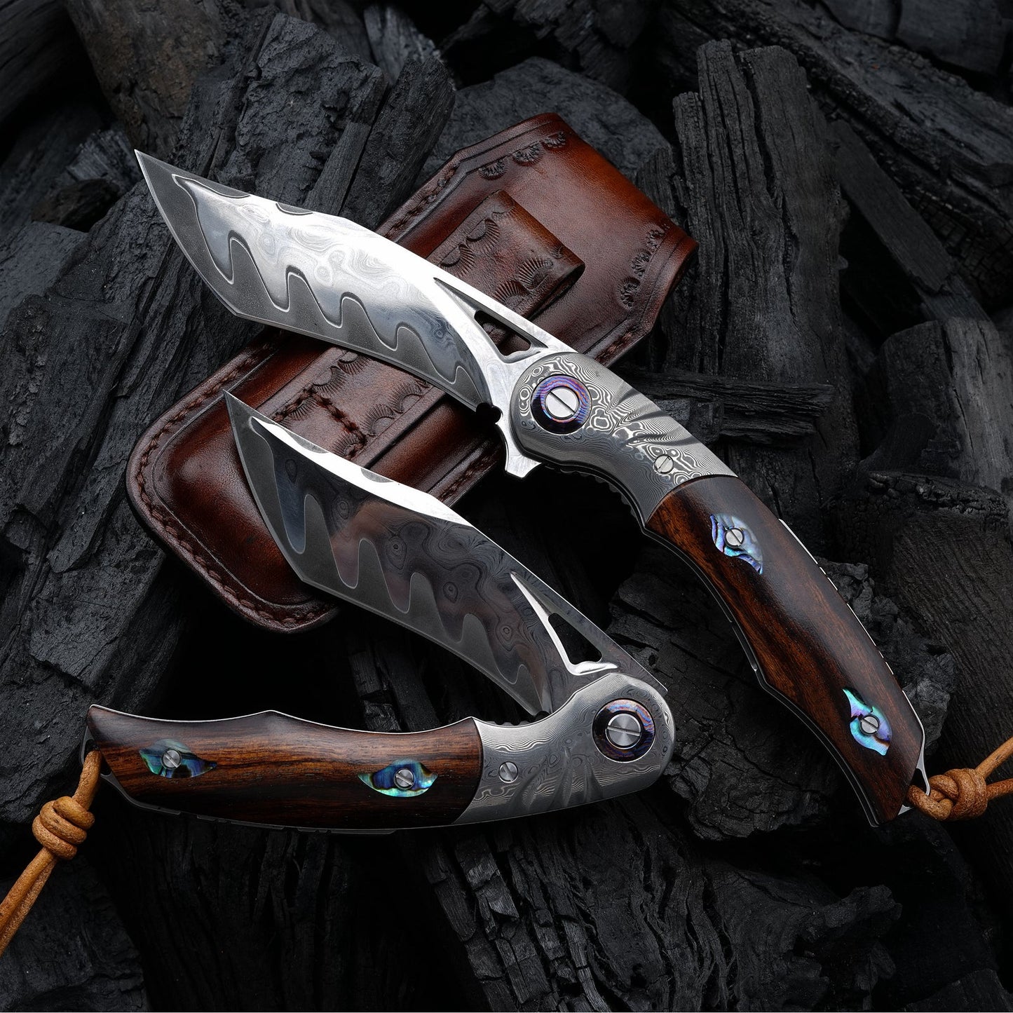SPIRIT DEED 3.7 Inch Outdoor Survival EDC Folding Knife, Composite Triplet Steel, Desert Iron Wood Handle