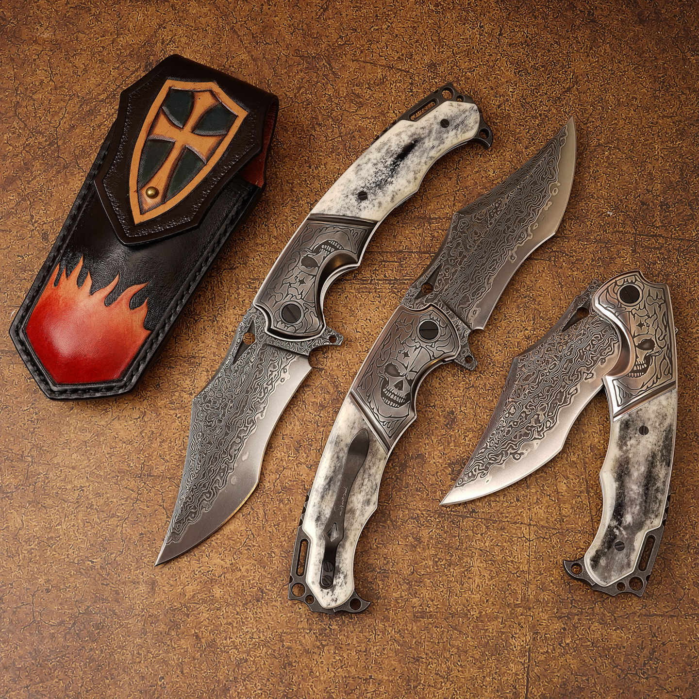 SPIRIT DEED 4.13-inch outdoor camping survival folding knife, VG10 laminated Damascus steel, dyed camel bone handle