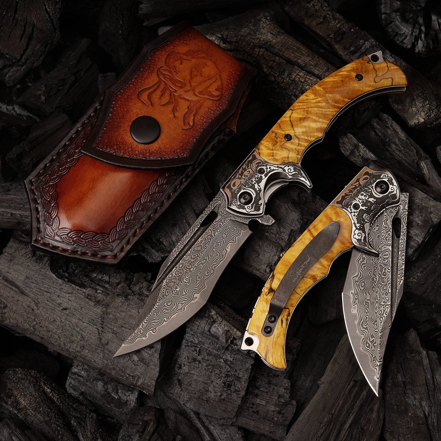 SPIRIT DEED 3.62 Inch Portable Folding Pocket Knife, Damascus Steel 67 Layers, Stable Handle, Clip