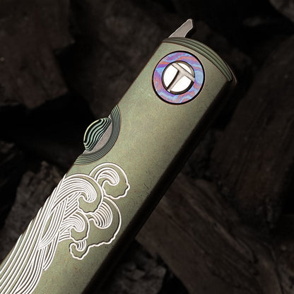 High Hardness Pocket Knife Camouflage，CPM-S35VN Powder Steel，Tc4 Titanium Alloy Handle